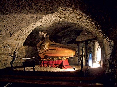 Sculpture Bird Mission by Lubo Kristek in the Kristek Thaya Glyptotheque